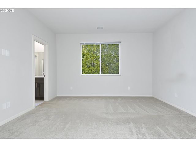 2270 Se TEAL Ave, Gresham, OR 97080