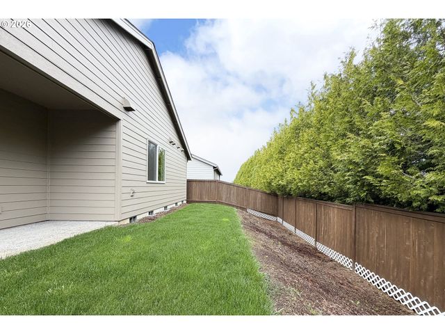 2270 Se TEAL Ave, Gresham, OR 97080