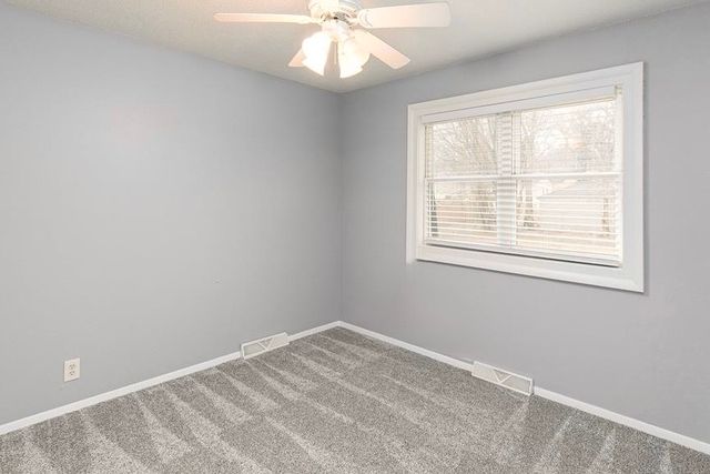 1229 Mckinley Avenue, Des Moines, IA 50315