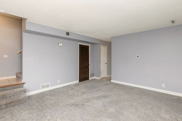 1229 Mckinley Avenue, Des Moines, IA 50315