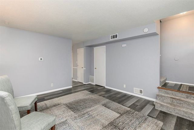 1229 Mckinley Avenue, Des Moines, IA 50315