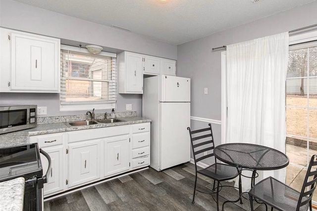 1229 Mckinley Avenue, Des Moines, IA 50315