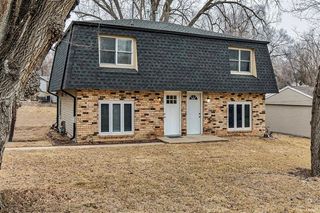 1229 Mckinley Avenue, Des Moines, IA 50315