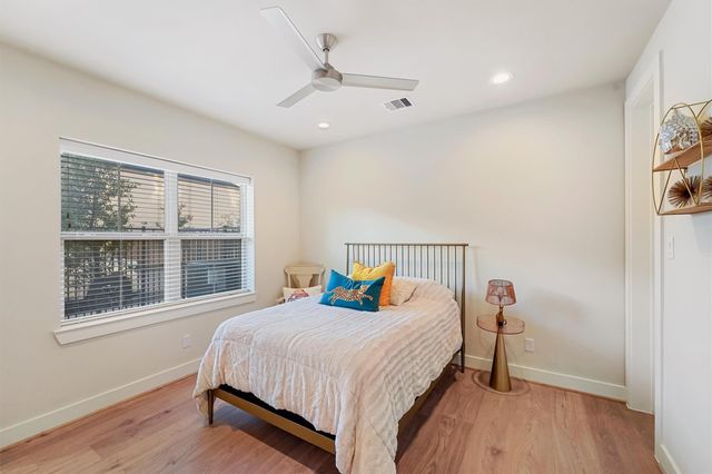5209 Allen Street I, Houston, TX 77007