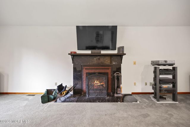 264 Windeler Road, Howell, NJ 07731
