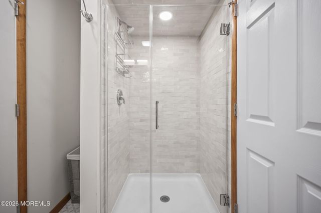 264 Windeler Road, Howell, NJ 07731