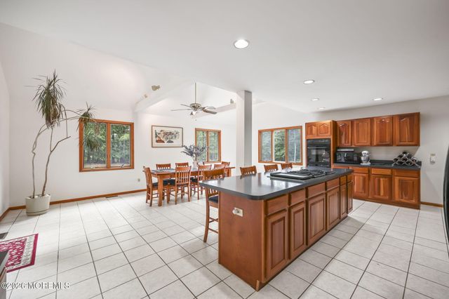 264 Windeler Road, Howell, NJ 07731