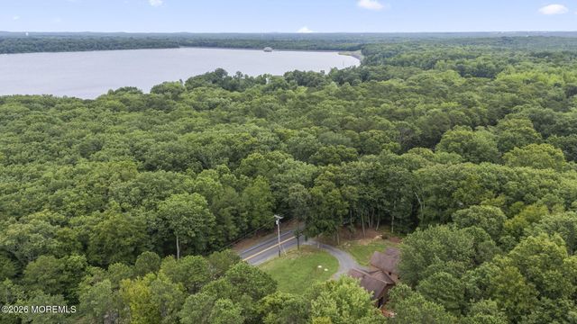264 Windeler Road, Howell, NJ 07731