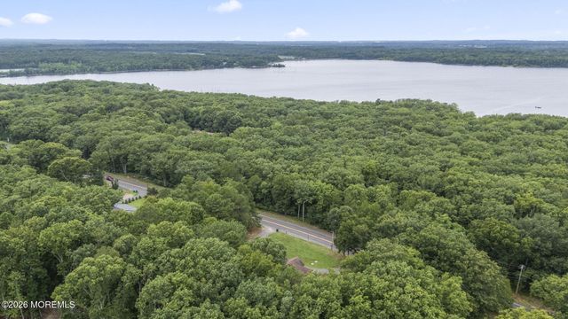 264 Windeler Road, Howell, NJ 07731