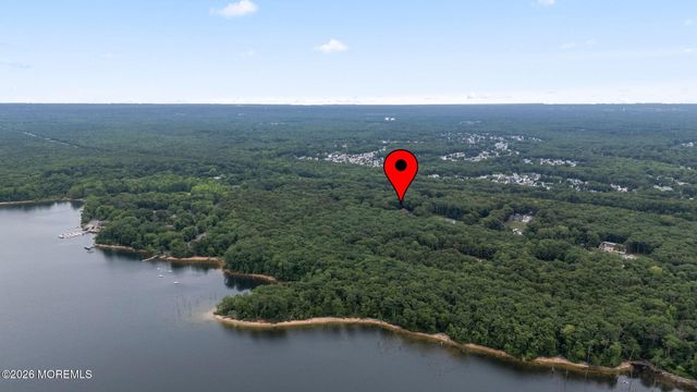 264 Windeler Road, Howell, NJ 07731