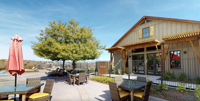 3310 TEN BEARS Circle, Wickenburg, AZ 85390