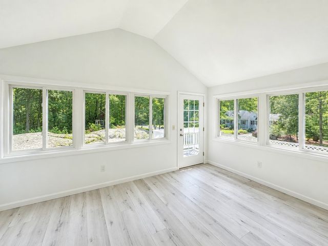 18 Linda St., Foxboro, MA 02035