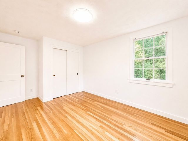 18 Linda St., Foxboro, MA 02035