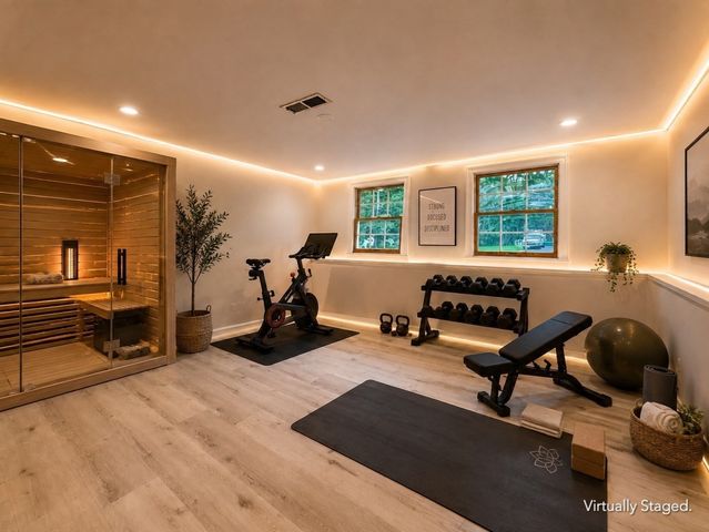 18 Linda St., Foxboro, MA 02035