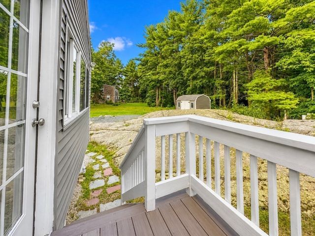 18 Linda St., Foxboro, MA 02035
