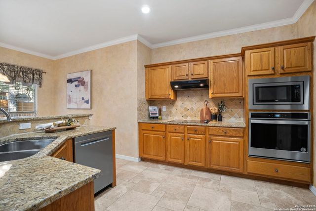 12 Weatherford, San Antonio, TX 78248