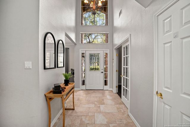 12 Weatherford, San Antonio, TX 78248