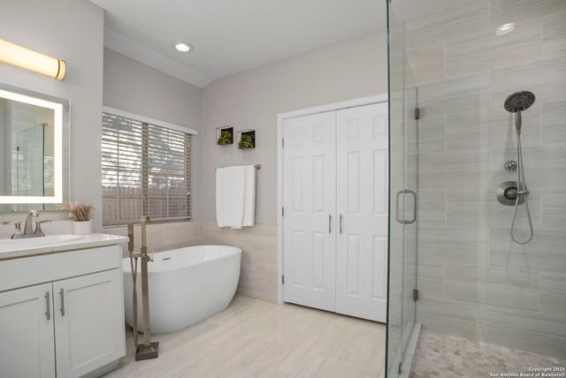 12 Weatherford, San Antonio, TX 78248