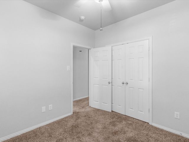 1020 Grey Fox Drive, Savannah, TX 76227