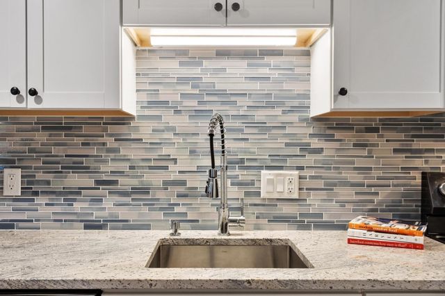 1401 Great Pond Road 2, North Andover, MA 01845