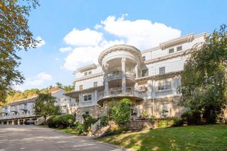 1401 Great Pond Road 2, North Andover, MA 01845