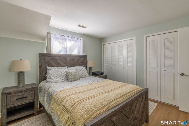 159 Hollister Way North 159, Glastonbury, CT 06033