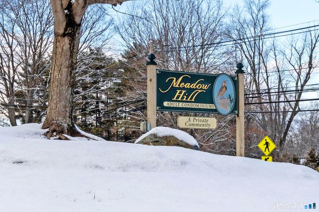 159 Hollister Way North 159, Glastonbury, CT 06033