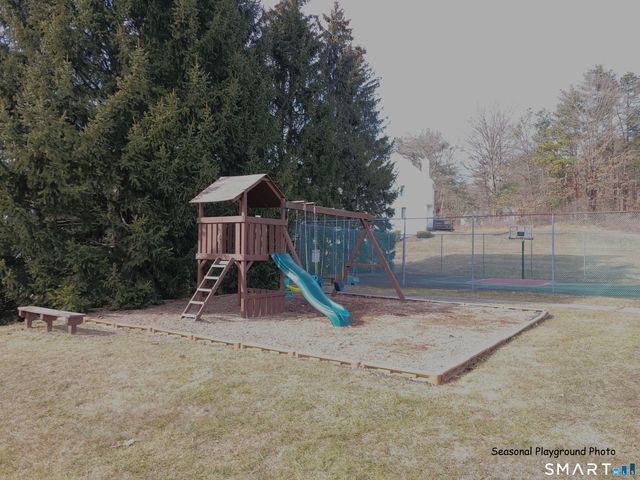 48 Eastbrook Heights C, Mansfield, CT 06250