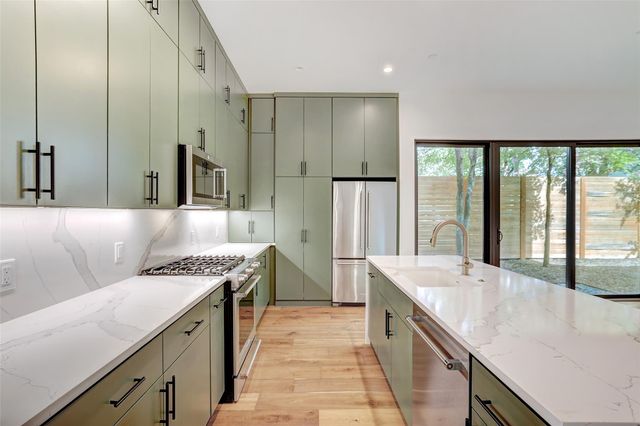 3208 Clawson RD 5B, Austin, TX 78704