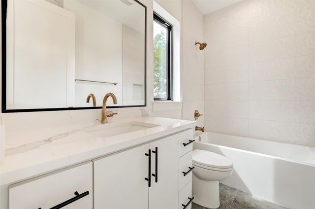 3208 Clawson RD 5B, Austin, TX 78704