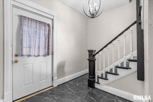 1601 S GLENWOOD Avenue, Springfield, IL 62704