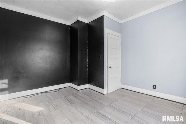 1601 S GLENWOOD Avenue, Springfield, IL 62704