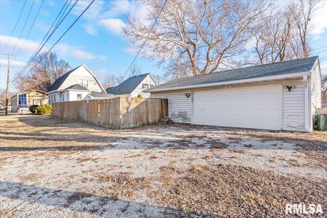 1601 S GLENWOOD Avenue, Springfield, IL 62704