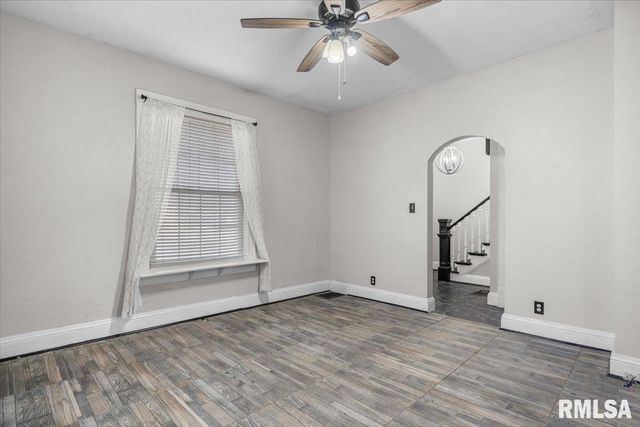 1601 S GLENWOOD Avenue, Springfield, IL 62704