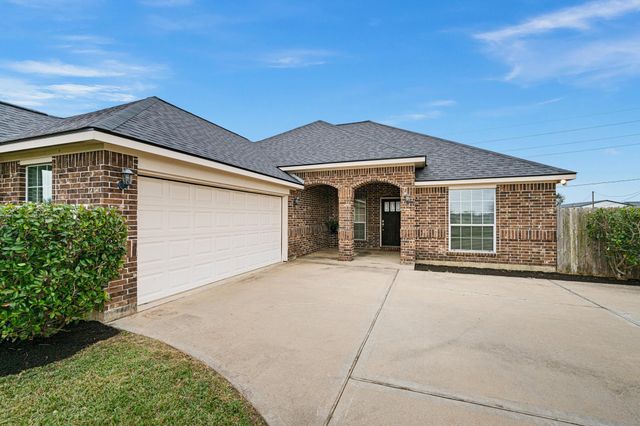 11215 April Dr Drive, Needville, TX 77461