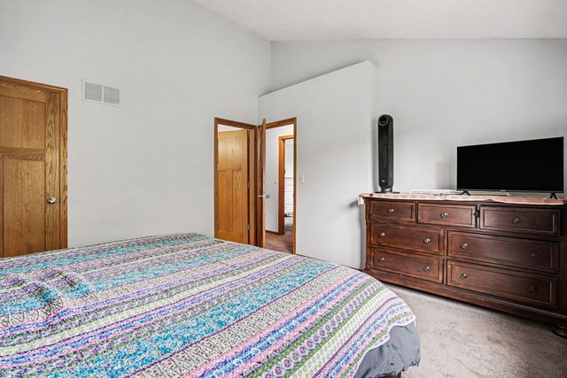 1132 Wishing Well Lane, Naperville, IL 60564