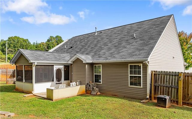 3 Chadbrook Court, Greensboro, NC 27405