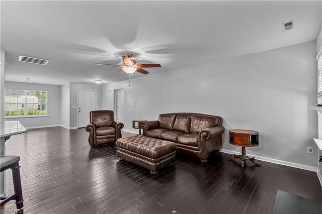3 Chadbrook Court, Greensboro, NC 27405