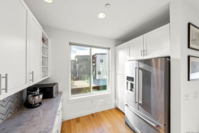 102 Tendick St Unit 806, San Antonio, TX 78209