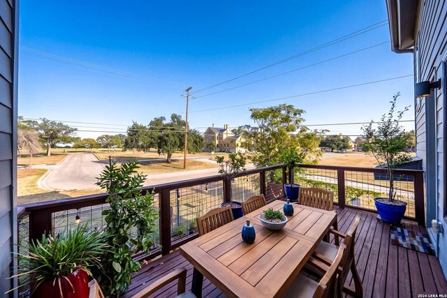 102 Tendick St Unit 806, San Antonio, TX 78209