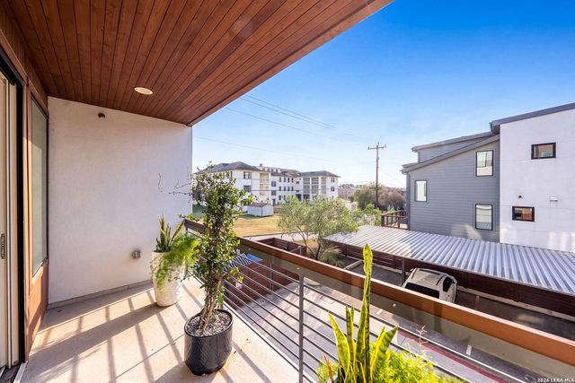 102 Tendick St Unit 806, San Antonio, TX 78209