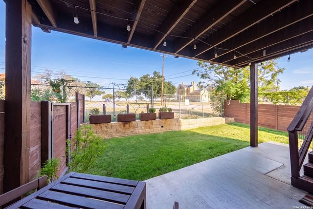 102 Tendick St Unit 806, San Antonio, TX 78209