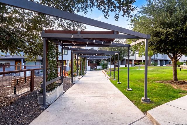 102 Tendick St Unit 806, San Antonio, TX 78209