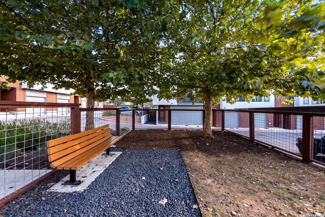 102 Tendick St Unit 806, San Antonio, TX 78209