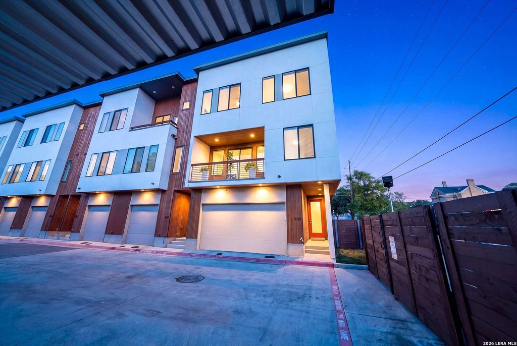 102 Tendick St Unit 806, San Antonio, TX 78209