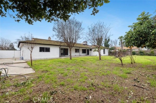 5167 E Balch Avenue, Fresno, CA 93727
