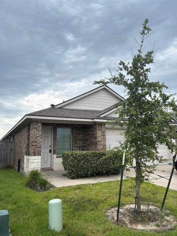 21318 Black Leaf Drive, New Caney, TX 77357