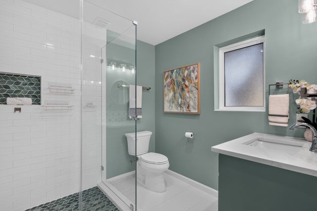 149 Redwood Drive, Highland Village, TX 75077