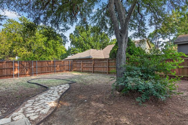 149 Redwood Drive, Highland Village, TX 75077