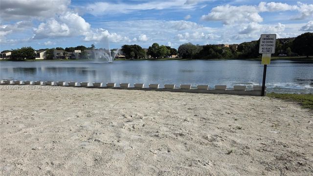 9375 Fontainebleau Blvd L420, Miami, FL 33172